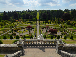 Drummond Castle Gardens